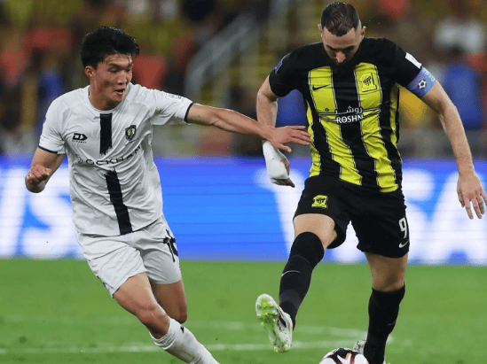 足球买球-沙特职业联賽(sài)对决：吉達(dá)联合 VS 奈季蘭(lán)沟渠