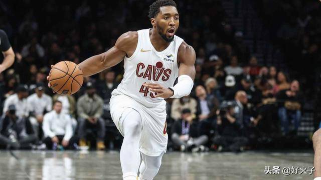 沉重代价，冲撞多诺万·米切尔的球迷被无限期禁止入巴克莱中心