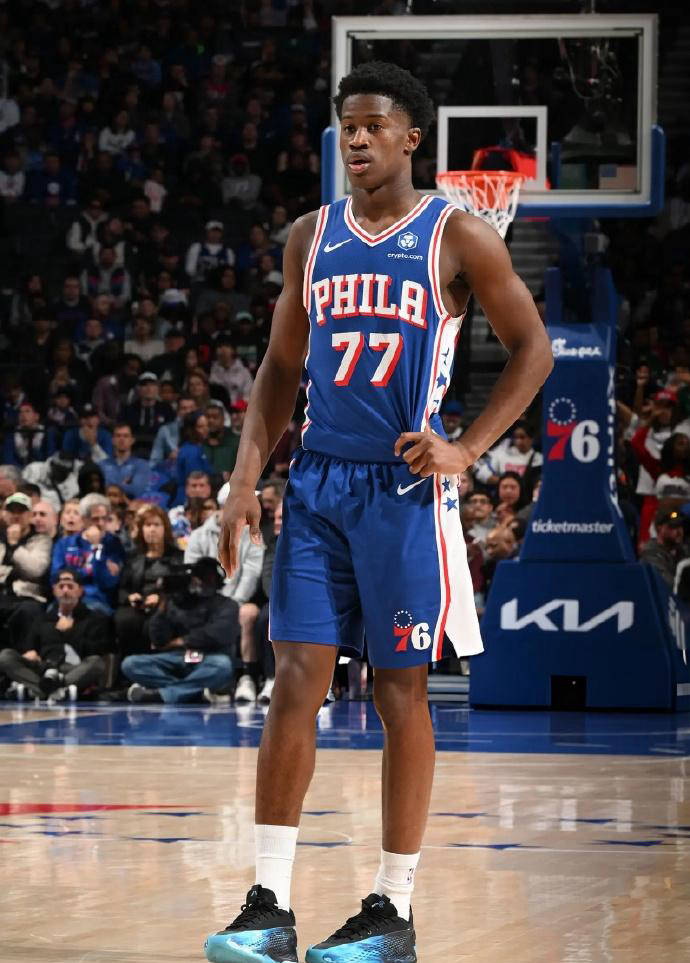 买球站-费城76人：是时候平衡双子星的未来了