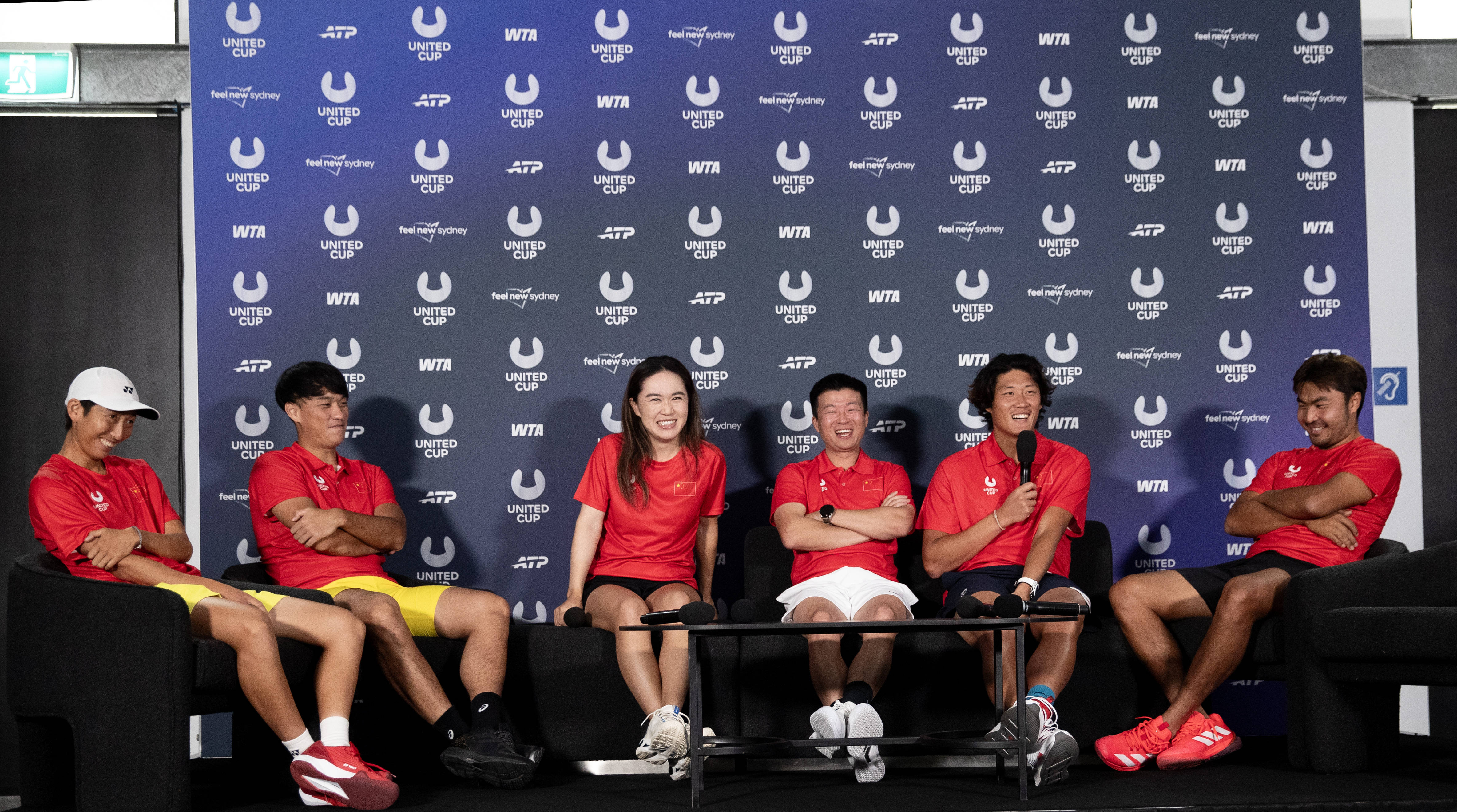 （体育）网球——中国队出席联合杯悉尼赛区新闻发布会